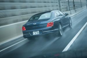 Bentley Flying Spur 2020 года  (JP)